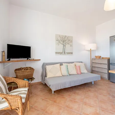 Mountain Retreat With Sea View *