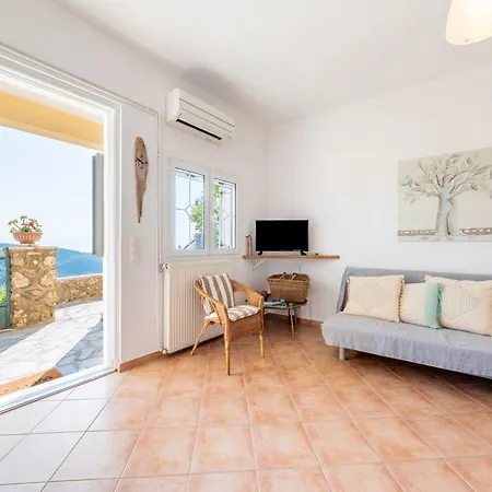 Mountain Retreat With Sea View 아파트 *