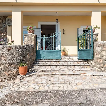 Mountain Retreat With Sea View