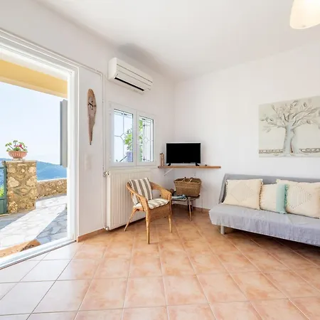 Mountain Retreat With Sea View Apartmán *