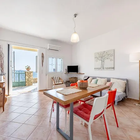 Mountain Retreat With Sea View Apartmán *