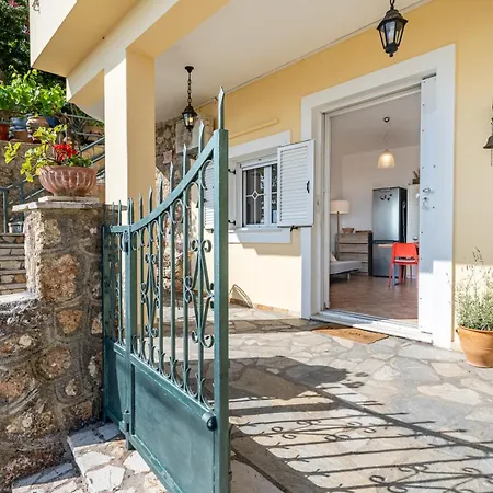 Mountain Retreat With Sea View Apartmán *