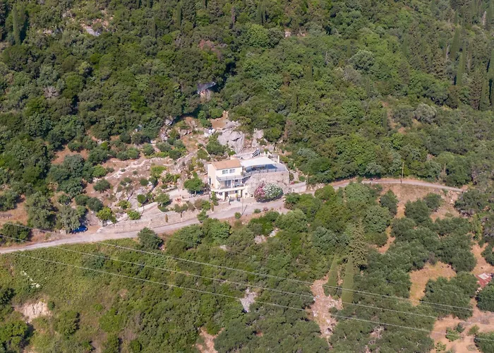 아파트 Mountain Retreat With Sea View 바니체스