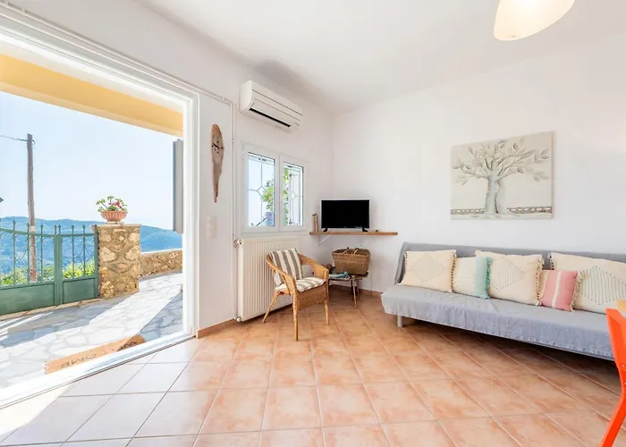 Mountain Retreat With Sea View 아파트 *